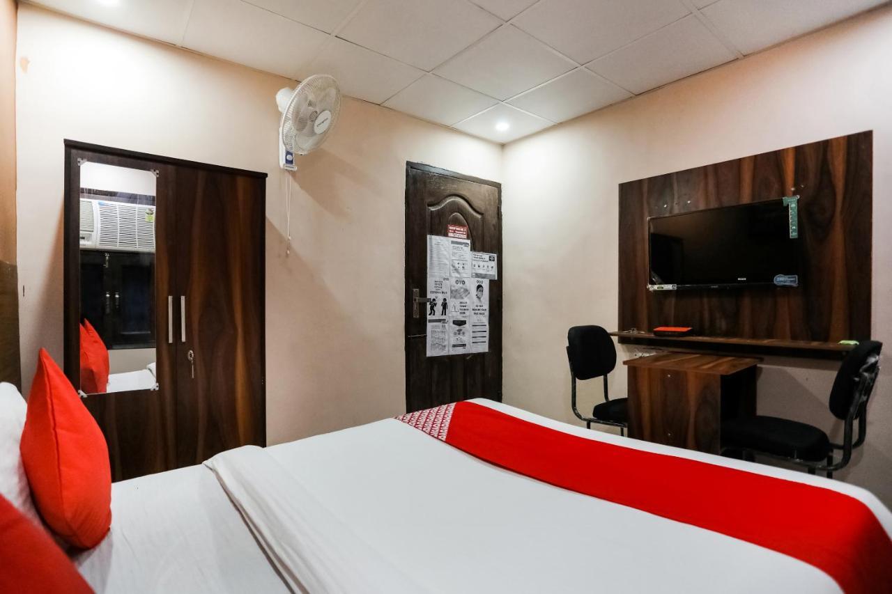 Oyo 72993 Hotel The Gold Faridabad Exterior foto